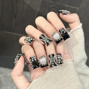 Handmade Gothic Punk Press On Nails Black Silver Star Rivet Heart Cross Rhinestone Long Coffin Fake Nails For Women Rock Nail Art