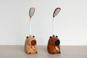 Simpatica lampada da scrivania capibara USB ricaricabile mini luce notturna per camera.