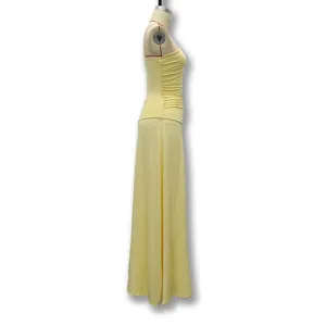 Summer new elegant one-shoulder pleated waist-cinching swing dress detail view, yellow.