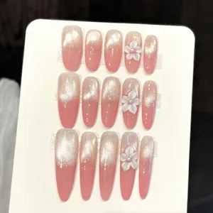 Handgefertigte rosa Cat-Eye Press-on Nägel mit 3D weißen Kirschblüten für den Alltag.