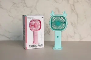 Mini ventilateur de table portable avec des bois de cerf mignons, 3 vitesses rechargeable