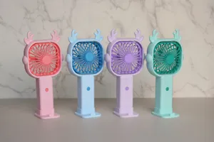 Mini ventilateur à main portable avec jolies cornes de cerf, ventilateur de bureau USB pour l'été.