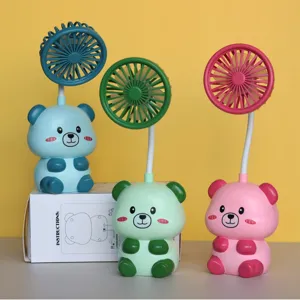 Süßer Bär USB wiederaufladbarer tragbarer Mini-Schreibtischventilator mit flexiblem Schlauch.