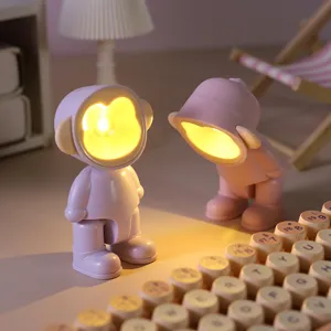 Simpatica scimmia cartone animato LED luce notturna mini decorazione scrivania luce calda