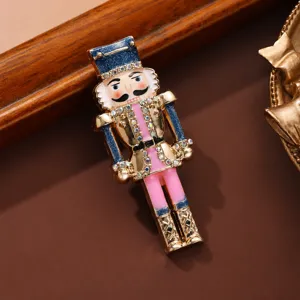 Vintage Lega Strass Soldato Schiaccianoci Spilla Pin Donne Retro Smalto Natale Soldato Spilla Gioielli Accessori Regalo