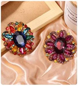 Crystal rhinestone flower brooch alloy vintage fashion jewelry women apparel accessories pin gift