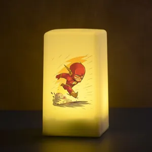 DC The Flash Veilleuse LED USB Lampe De Bureau Décorative Cadeau Chambre Enfant Rechargeable