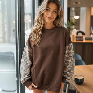 Women's casual loose fleece sweatshirt with camo contrast long sleeves and stylish high collar design.