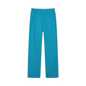 Detailweergave van de blauwe losse broek, comfortabele pasvorm en zachte stofkwaliteit.