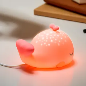 Veilleuse baleine en silicone mignonne projecteur etoiles lumiere chaude deco chambre