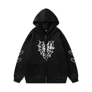 Sweat à capuche zippé noir avec imprimé cœur toile d'araignée et doublure polaire douce.