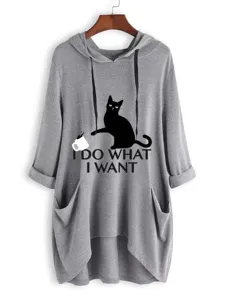 Casual gray oversized hooded sweatshirt with cute black cat graphic and long sleeves.
