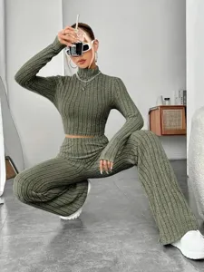 Women Green Ribbed Knit Crop Top And Flared Pants Two Piece Set Fall Fashion Outfit