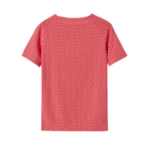 T-shirt sportiva manica corta con texture a nido d'ape rosa corallo vista posteriore.