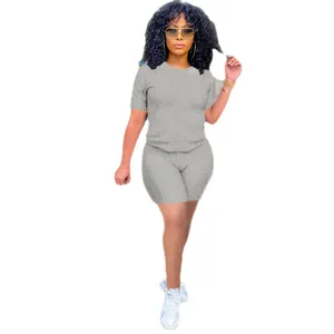 Completo due pezzi casual sport yoga da donna estivo con maniche corte e pantaloncini tinta