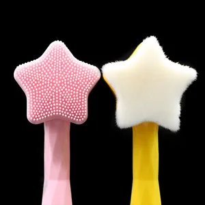 Brosse de nettoyage facial double face avec silicone et poils doux pour les soins de la peau.