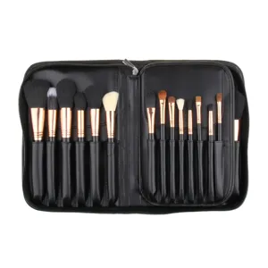 Professionelles Pinsel-Set im schwarzen Lederetui, ideal für Profi- oder Alltags-Make-up.