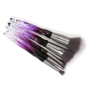 Detailed view of the 5-piece gradient purple crystal diamond handle makeup brush set for daily use.