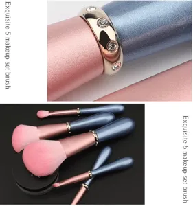 5-piece pink rhinestone makeup brush set with gradient handles for flawless daily beauty.
