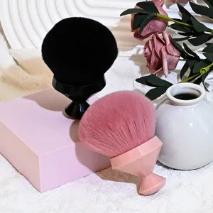 Grand ensemble de pinceaux de maquillage champignon, pinceau kabuki poudre blush doux et moelleux.