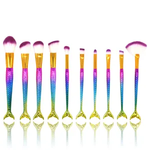 Set de 10 brochas de maquillaje de sirena con mangos de arco iris y cerdas suaves para el rostro.