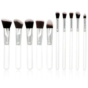 Ensemble de 10 pinceaux de maquillage avec 5 grands et 5 petits pinceaux, manche blanc.