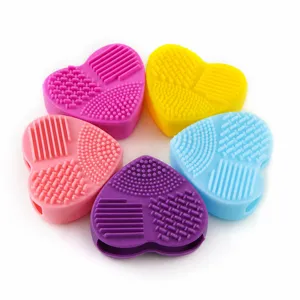 Herzförmiger Silikon Make-up Pinsel Reiniger Kosmetik Pinsel Reinigungspad Tragbares Waschei Schönheit Reinigung Werkzeug
