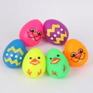 Juguetes antiestrés coloridos en forma de huevo de pascua de goma TPR suave con animales.