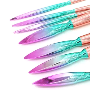 7-teiliges Farbverlauf Make-up Pinselset, professionelle Kosmetikpinsel mit Flügelgriff.