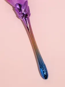 Gradient rose makeup brush with soft purple bristles and metallic handle for daily beauty.