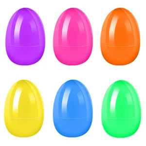 Huevos de pascua de plastico coloridos vista detallada de primer plano para fiesta