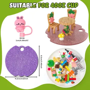 Detailansicht des DIY Miniatur-Landschafts-Zubehörs mit süßem Silikon-Strohhalmdeckel und Glitzer.