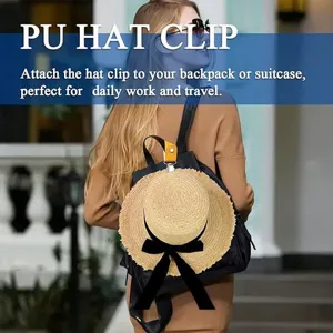 Clip per cappello in pelle PU per zaino e viaggi, pratico supporto per cappelli estivi.