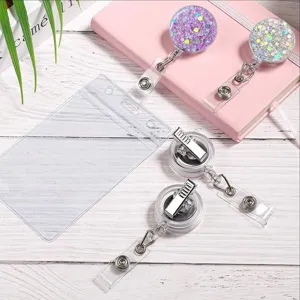 Glitzernde Harz einziehbare Ausweishalter Set mit klarem Kartenhalter und Metallclip.