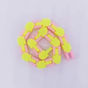 Chaîne fidget sensorielle en plastique flexible, jouet anti-stress rose et jaune de décompression.