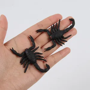 Giocattolo di Scorpione Finto Realistico TPR Gomma Morbida Oggetti di Scherzo Halloween Festa Decorazioni Novità Giocattoli
