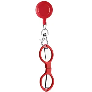 Portagafetes retráctil con tijeras médicas plegables vista detallada para enfermeras y personal.