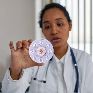 3.35-inch circular fetal position wheel magnetic brooch, plastic medical teaching model detail view.
