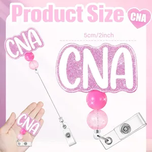 Einziehbarer Krankenpflege Ausweishalter mit glitzerndem CNA Buchstaben für medizinisches Personal.