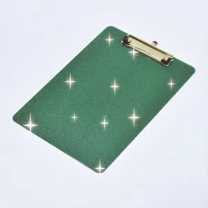 Presse-papiers en acrylique pailleté vert avec une pince dorée robuste pour bureau et école.