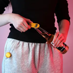 Einziehbarer Bierflaschenöffner mit Schlüsselanhänger, tragbarer Flaschenöffner mit Schnur.