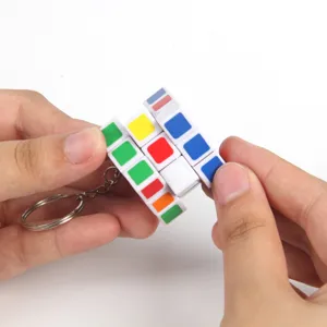 3x3 mini zauberwürfel schlüsselanhänger buntes puzzle spielzeug tragbarer anhänger zubehör