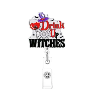 Halloween Acryl Ausweishalter mit Hexenhut und Weinglas Design fuer Krankenschwester.