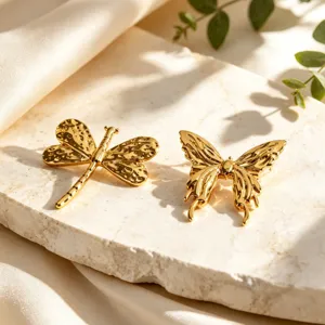 Stainless steel butterfly dragonfly brooch high-end fashion animal titanium steel pins jewelry