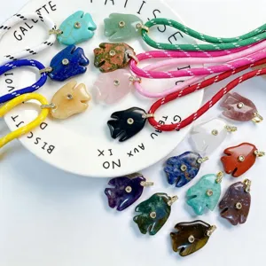 Natural Stone Tropical Fish Pendant Necklace Zirconia Inlaid Hand Carved Gemstone Jewelry Animal Shape Pendant Only Or Necklace With Chain Women Gift