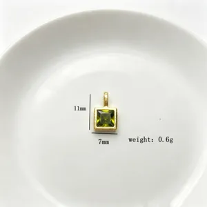 Quadratischer grüner Zirkon Anhänger kupferplattiert DIY Schmuck Zubehör großartig 11x7mm
