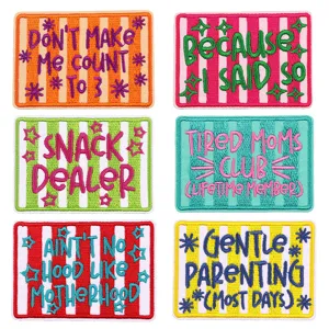 Geborduurde Polyester Stoffen Patches Voor T-Shirt Decoratie DIY Kleurrijke Gestreept Letter Patches Humoristische Slogan Ster