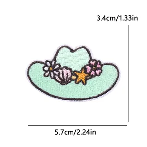 Parche bordado de sombrero de vaquero verde con flores y estrella de mar, playa