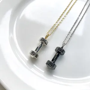 Collier pendentif haltère créatif plaqué cuivre bijou fitness accessoire vue détaillée