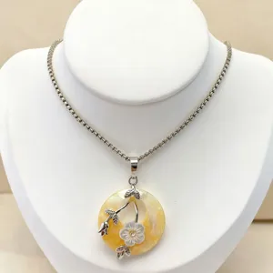Natural abalone shell pendant necklace ethnic style floral clavicle chain fashion women jewelry